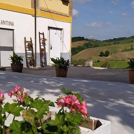 Vila Cascina Angelina Casteggio Exteriér fotografie